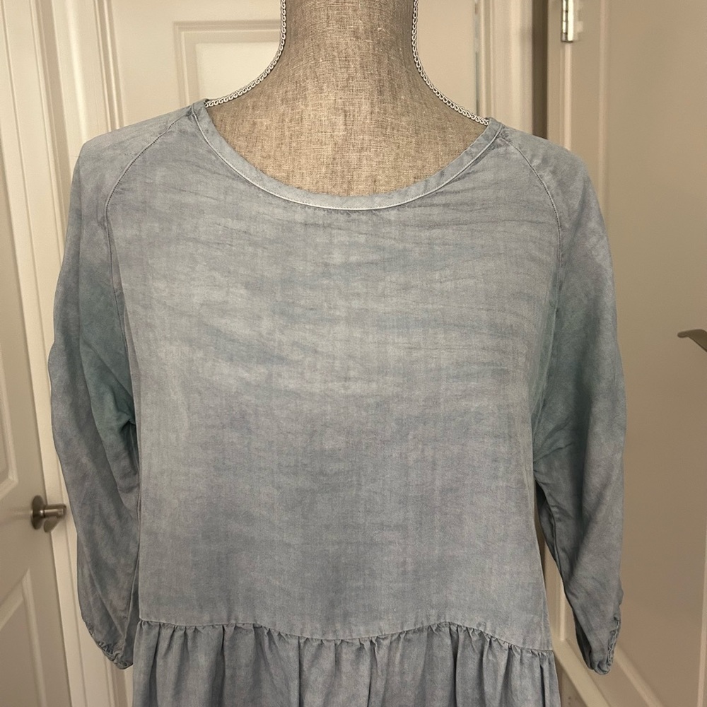 TEA N ROSE boutique blue denim chambray Tencel 3/4 Sleeve Top Size M - Picture 3 of 9